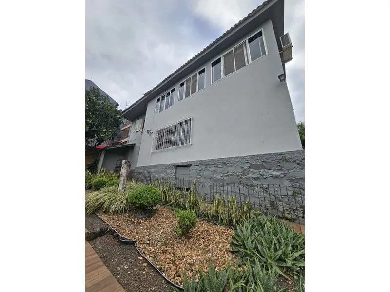Casa com potencial de ampliação no Centro de Santa Rosa — foto 15