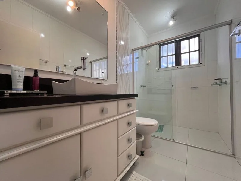 Casa com piscina e área de lazer no bairro Glória — foto 14