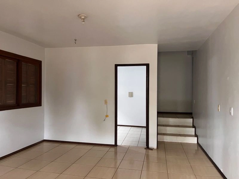 Casa com 2 dormitórios no bairro Timbaúva, 104 m² — foto 6 de 9