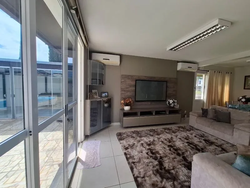 Casa com 4 dormitórios, piscina e energia solar no Cruzeiro — foto 8