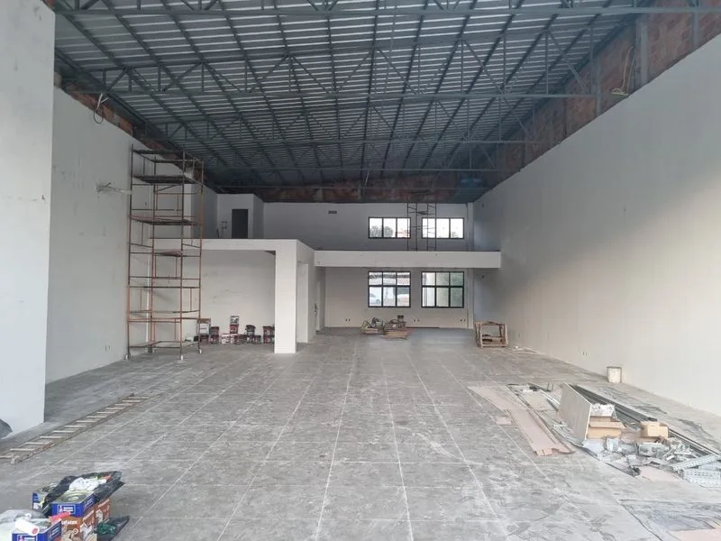 Sala comercial com mezanino no Centro de Santa Rosa — foto 3