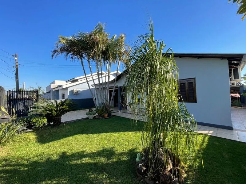 Casa com 3 quartos no bairro Glória — foto 3