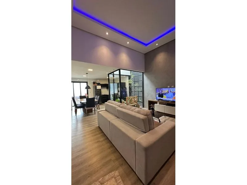 Casa semi-nova na Central com potencial de ampliação — foto 2