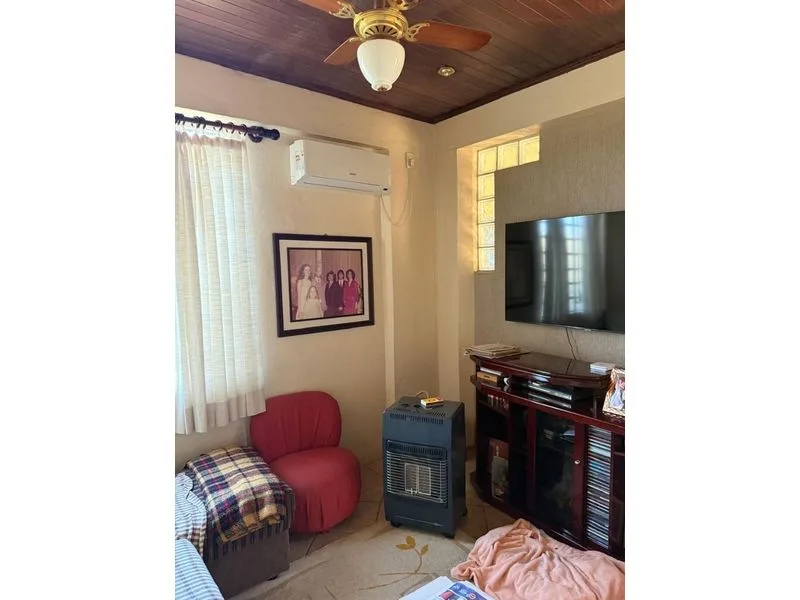 Casa no Centro com piscina e churrasqueira — foto 10