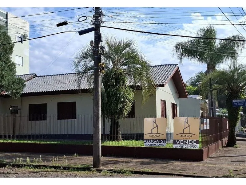 Casa com 3 dormitórios em São Francisco, Santa Rosa — foto 1