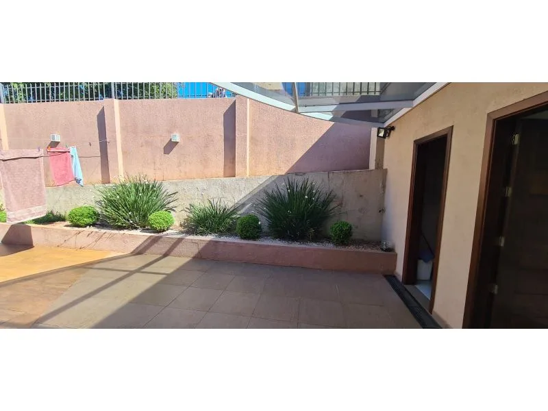 Casa de esquina com 3 dormitórios no Centro de Santa Rosa — foto 17