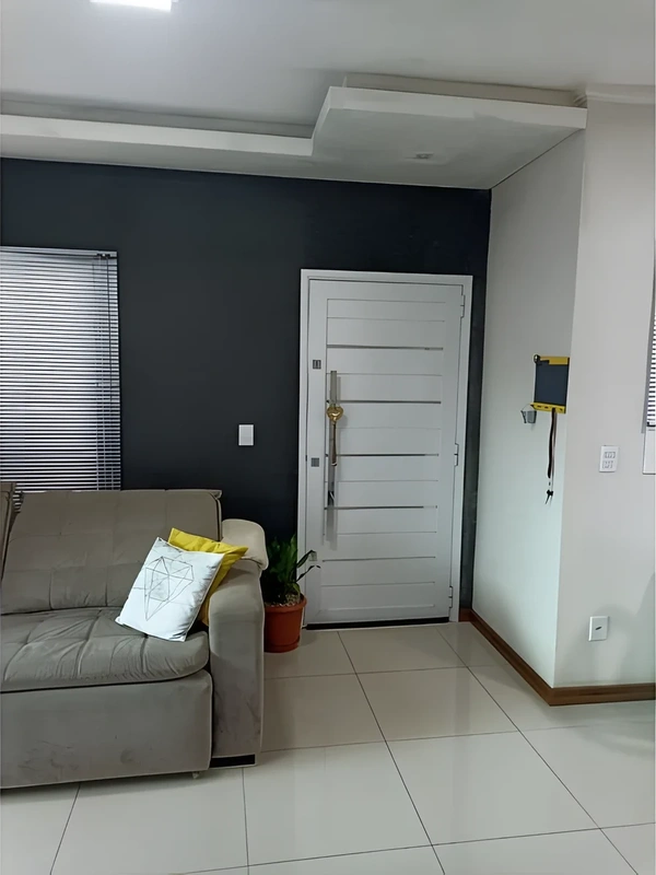 Casa a venda no loteamento Montese Area construída 46 m² terreno com 210 m² 10x20 1 quarto  banheiro lavanderia ampla sala Casa com chapada,  piso por — foto 8 de 13