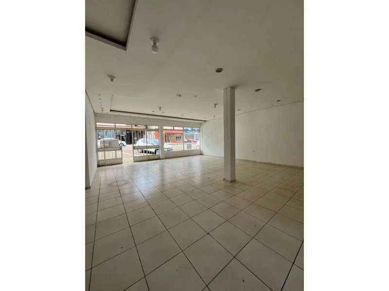 Sala comercial no Centro de Santa Rosa — foto 4