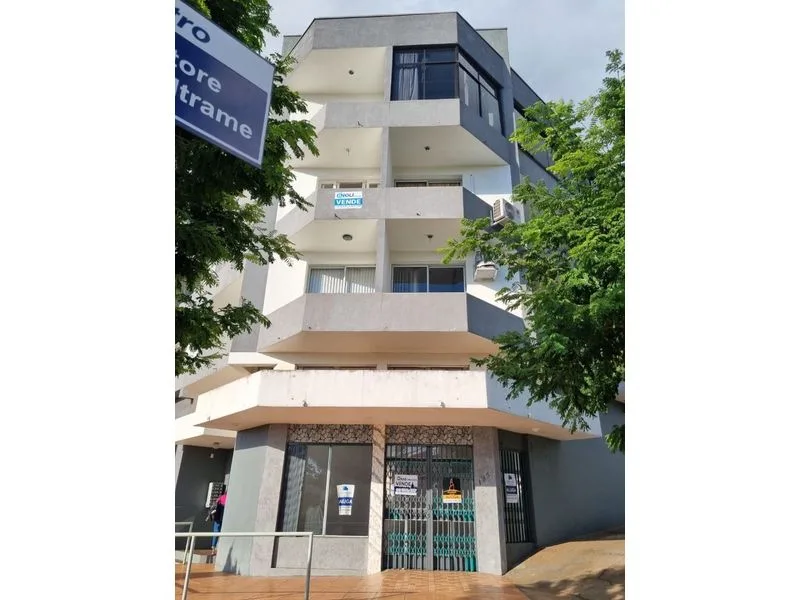 Sala comercial de esquina na Central de Santa Rosa — foto 1