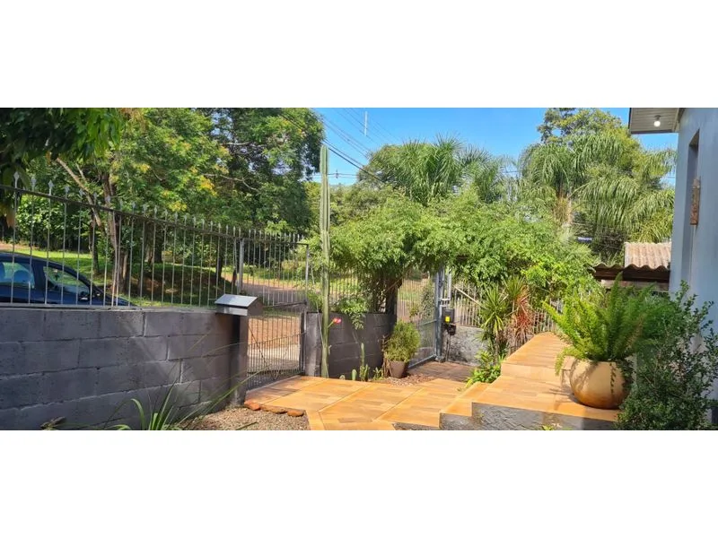 Casa com 3 dormitórios no bairro Central — foto 4
