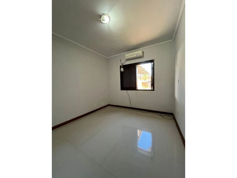 Casa com 3 residências no bairro Timbaúva, 297,22 m² — foto 11 de 15