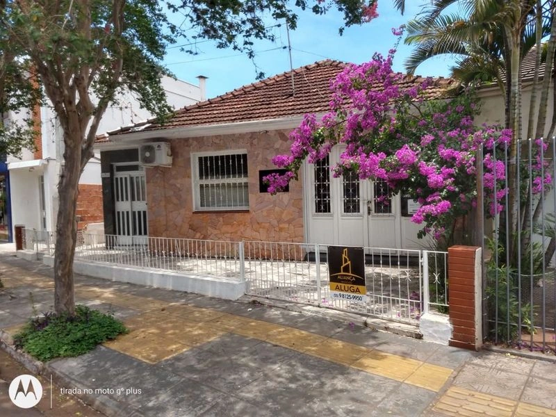 Casa e terreno comercial no centro — foto 1 de 3
