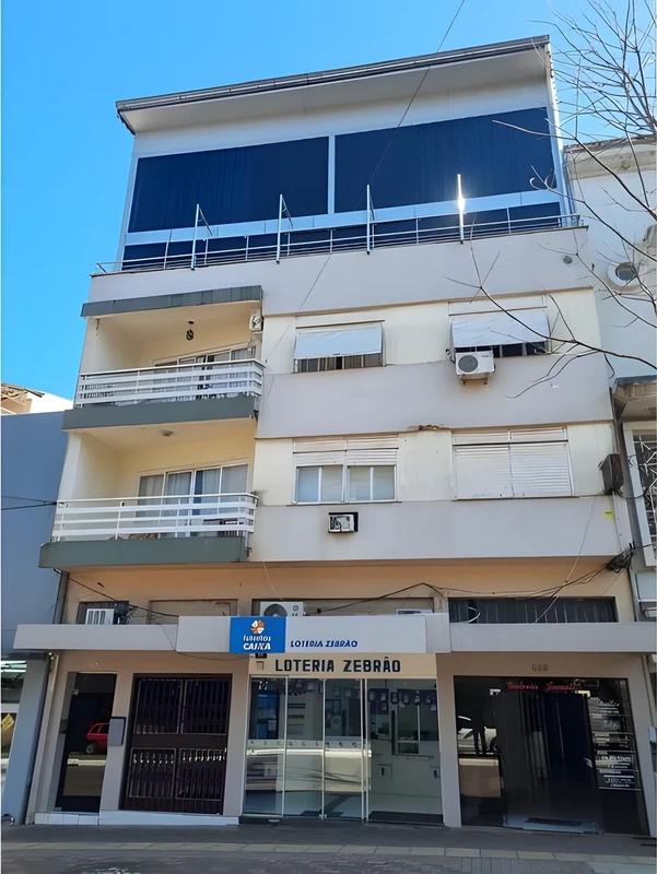 Apartamento com 3 quartos no Edifício Rio Branco, Centro