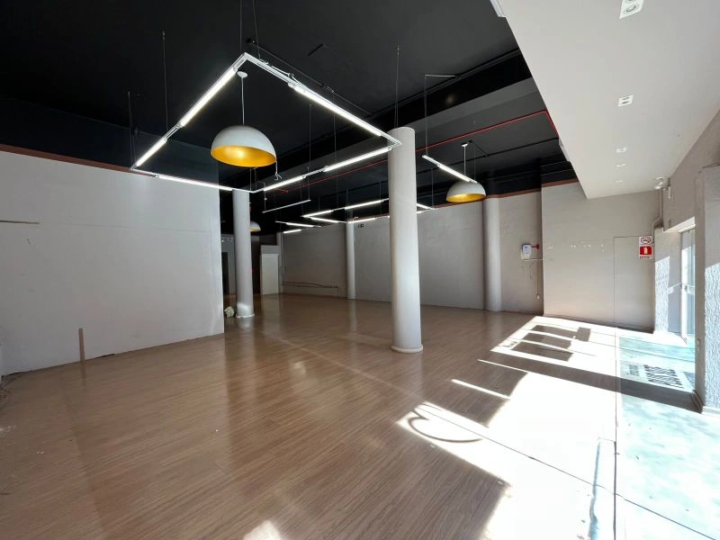Sala comercial térrea com 186 m² no bairro Centro — foto 4 de 13
