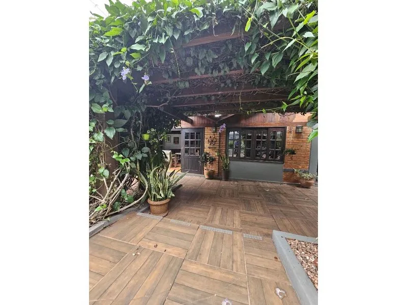 Casa com potencial de ampliação no Centro de Santa Rosa — foto 11