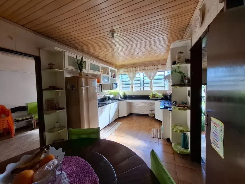 Casa com 3 quartos e garagem no bairro Glória, Santa Rosa — foto 5