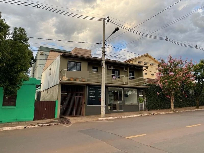 Apartamento com 3 dormitórios à venda por R$ 560.000,00 - Centro - Santa Rosa/RS