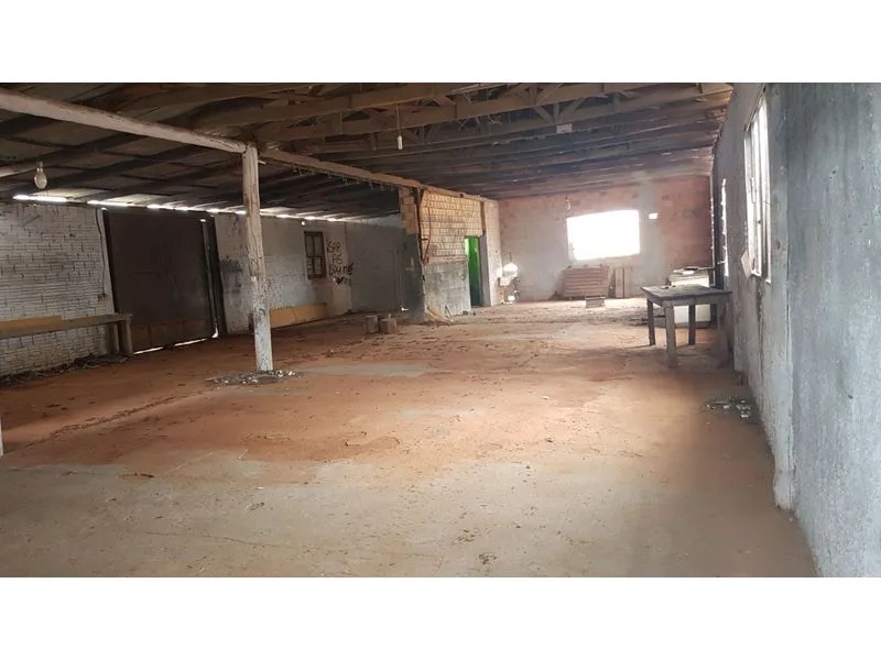 Terreno no Planalto com barracões, 846 m² — foto 9