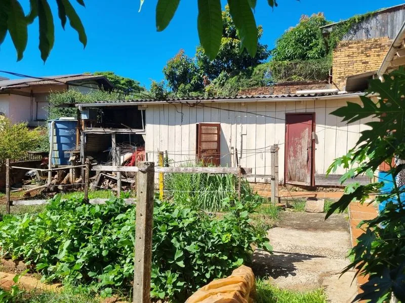 Casa no Centro com 3 dormitórios e 2 salas — foto 9