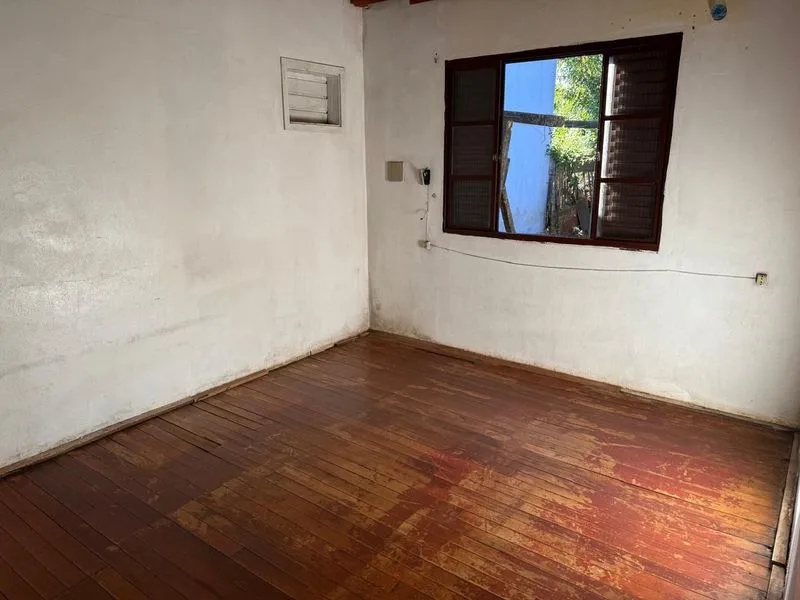 Casa no Cruzeiro com garagem coberta para dois carros — foto 7