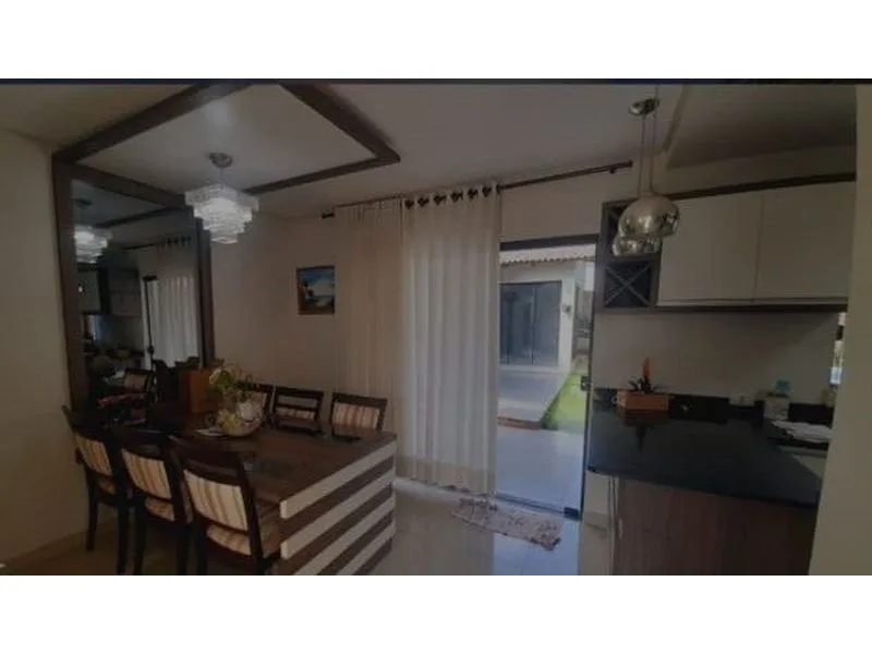 Casa com 3 dormitórios na Central — foto 4