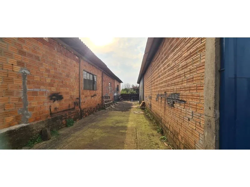 Terreno com dois pavilhões no Planalto — foto 7