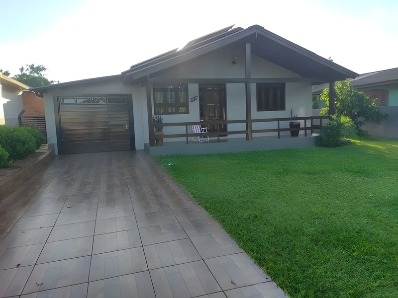 Casa de 3 quartos no bairro Glória com piscina aquecida