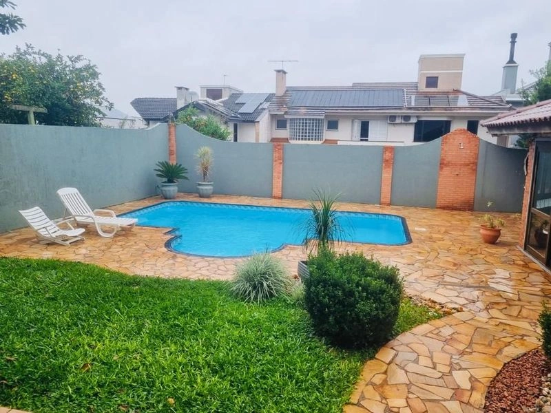 Casa com 4 dormitórios à venda, 267 m² por R$ 1.435.000 - Centro - Santa Rosa/RS — foto 13 de 17
