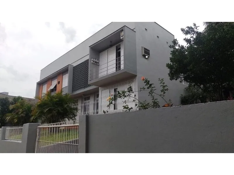 Casa de 5 dormitórios no Centro de Santa Rosa — foto 4
