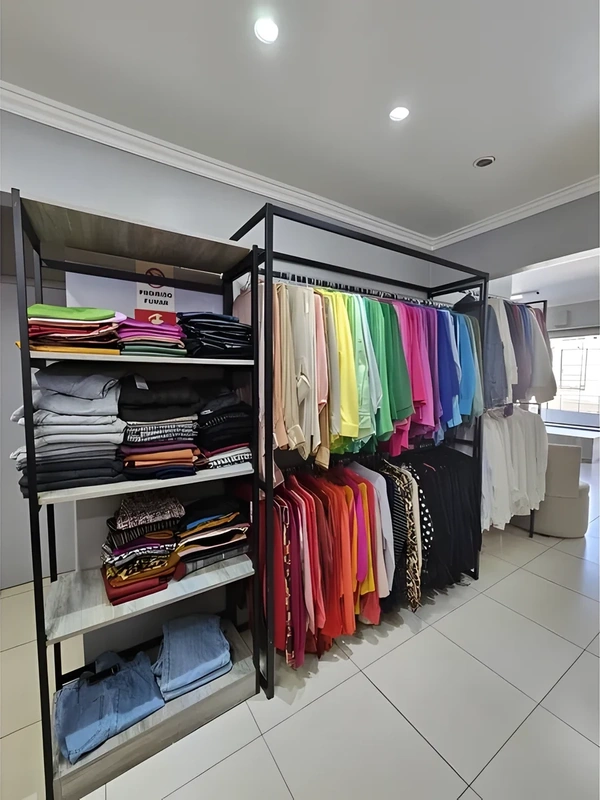 Loja de Moda Completa à Venda – Estoque, Estrutura e Clientes Inclusos! — foto 7 de 11