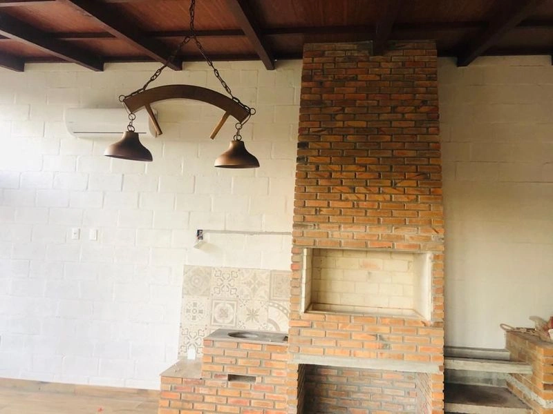 Casa com 2 dormitórios e 3 vagas no bairro Central — foto 9 de 9