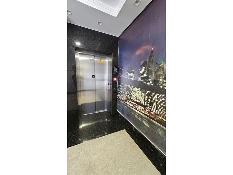 Apartamento novo com 2 dormitórios no Centro, Edifício Manhattan — foto 3