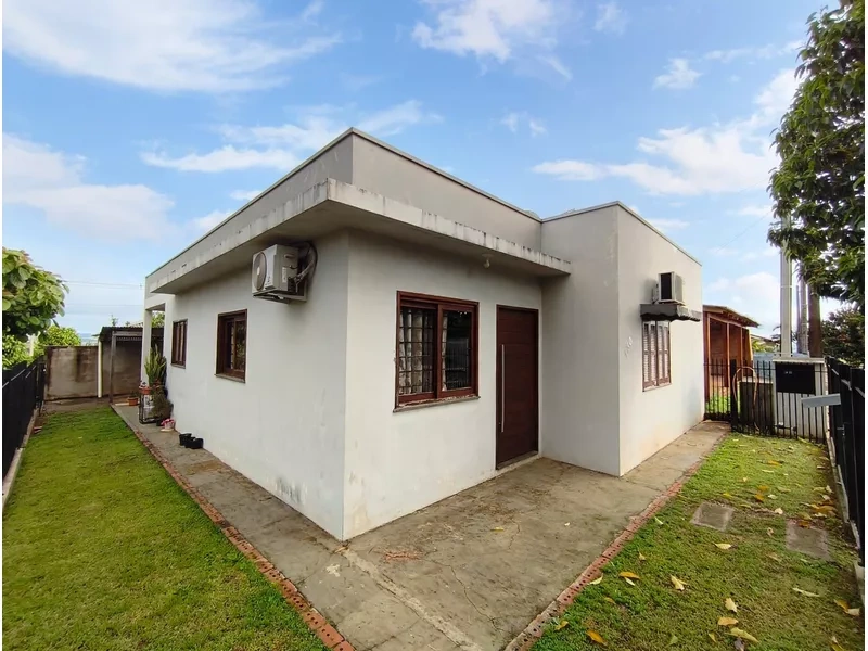 Casa com 3 dormitórios no Parque das Nações, bairro Cruzeiro — foto 1 de 12