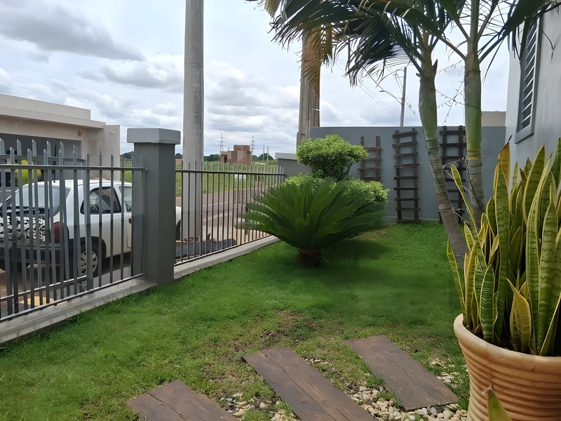 Casa à venda no Montese Excelente oportunidade! Casa com 2 dormitórios, ideal para quem busca conforto e praticidade, localizada em bairro tranquilo. — foto 2 de 12