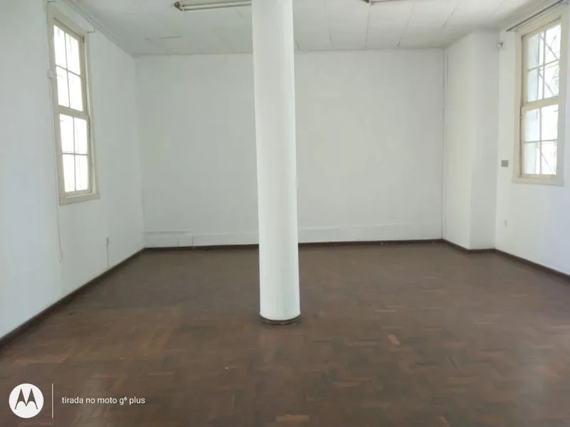 Sala comercial no Centro com excelente fluxo — foto 2