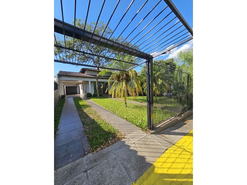 Casa com 4 dormitórios à venda, 236 m² por R$ 980.000,00 - Sulina - Santa Rosa/RS — foto 1 de 18