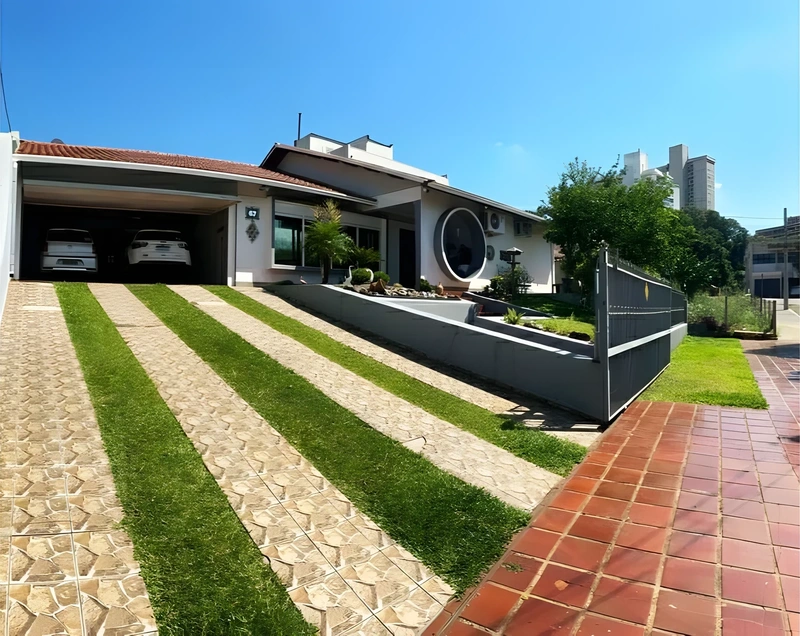 Casa à venda, 284 m² por R$ 1.300.000,00 - Central - Santa Rosa/RS — foto 2 de 17