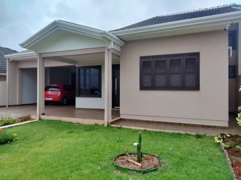 Casa com 3 dormitórios e edícula na Glória — foto 2