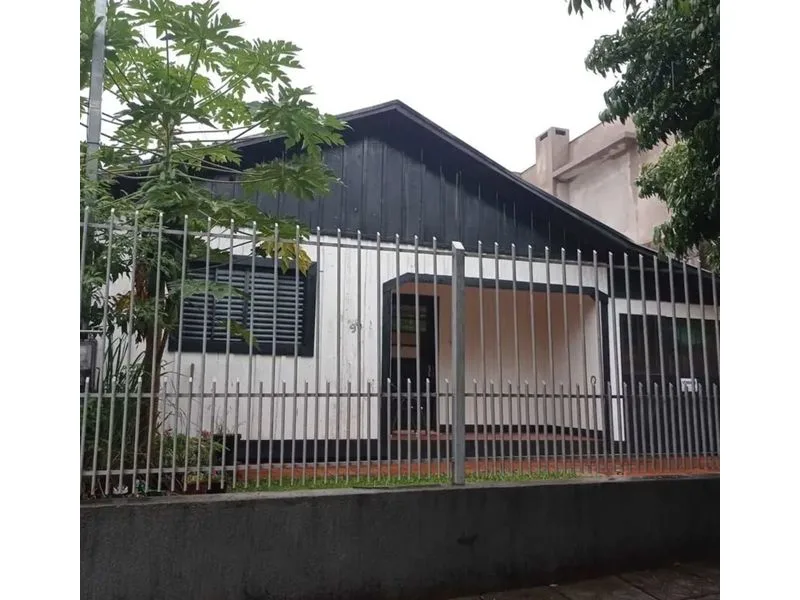 Casa de 2 quartos com churrasqueira na Central — foto 1