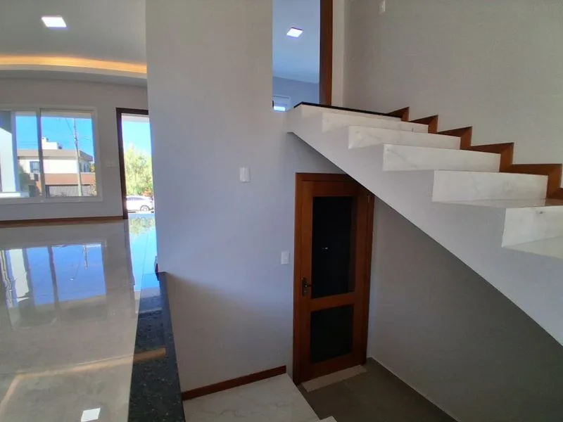 Casa no Cruzeiro com acabamento de alto padrão — foto 5