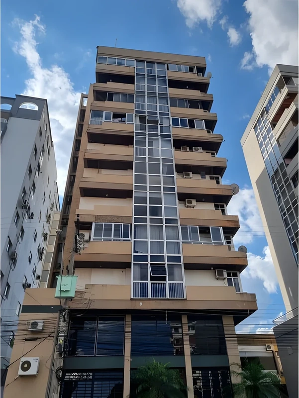Apartamento reformado com 3 dormitórios no Centro de Santa Rosa