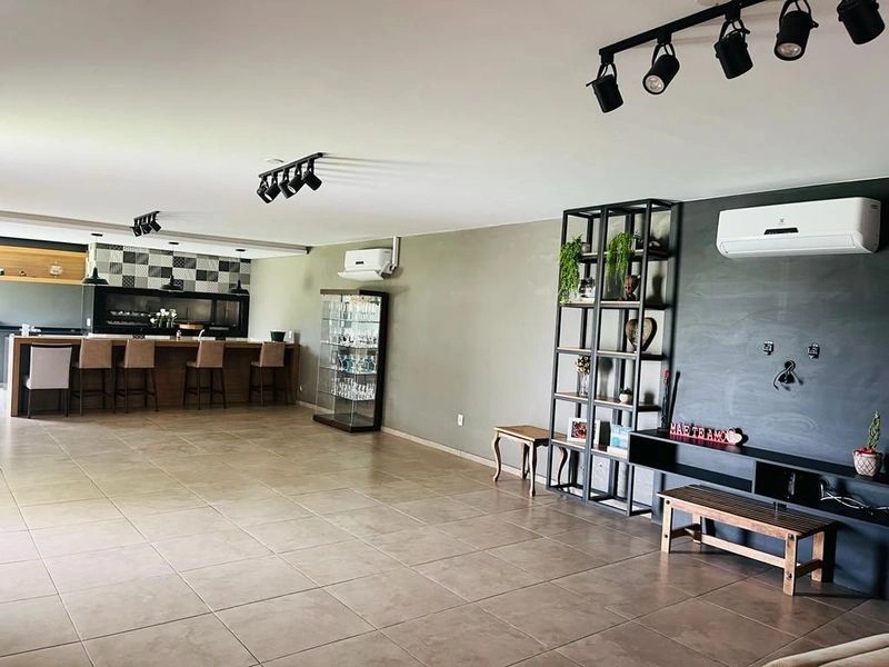 Casa com 3 dormitórios à venda, 307 m² por R$ 1.350.000,00 - Cruzeiro - Santa Rosa/RS — foto 2 de 13