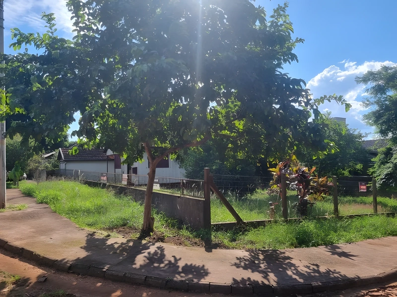 Terreno de esquina na Central, Santa Rosa