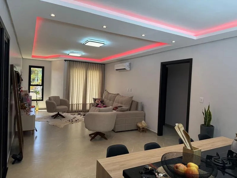 Casa com 3 dormitórios, piscina e energia solar em São Francisco — foto 4