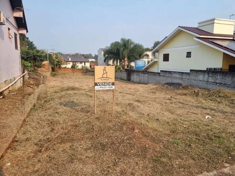 Terreno 700 m² no Centro de Santa Rosa — foto 2