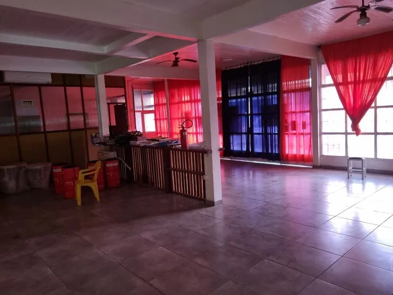 Pavilhão comercial no Centro com frente para rua de grande circulação — foto 4