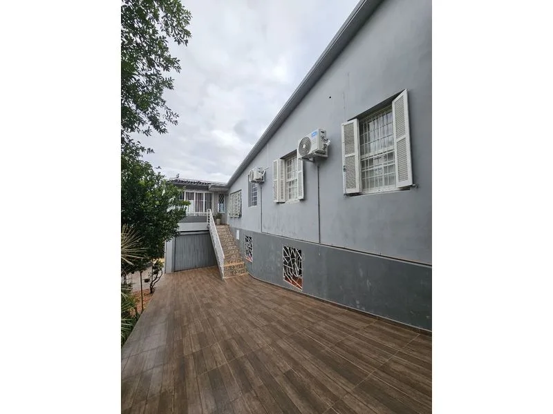Casa com potencial de ampliação no Centro de Santa Rosa — foto 14