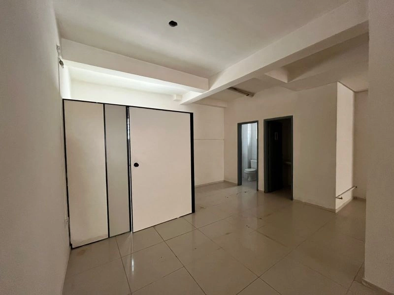 Sala comercial térrea com 127 m² no bairro Centro — foto 4 de 7