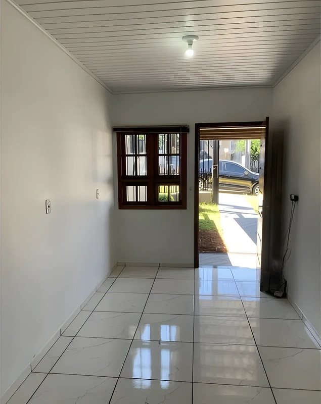 Casa geminada 2 quartos 1 banheiro Toda murada Quiosque com churrasqueira Garagem coberta 48m + quiosque - Próximo ao IFF - Financiável — foto 4 de 9
