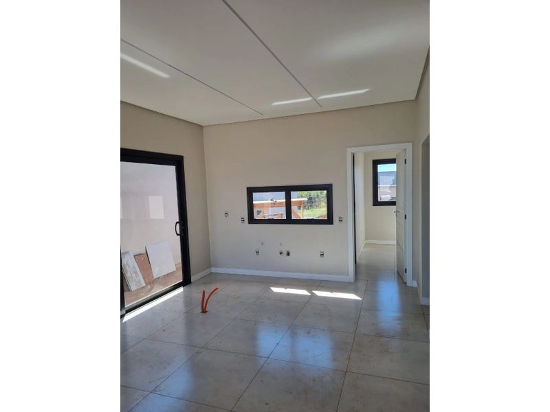 Casa com 2 dormitórios, 70 m² no bairro Montese — foto 8 de 10
